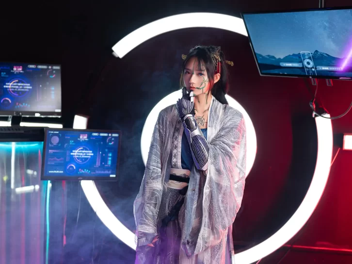 【cosplay】兔子Zzz不吃胡萝卜 – 未来姬器 [42P-563MB]