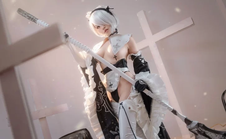 【cosplay】七七娜娜子 – 2B女仆 [12P-97MB]