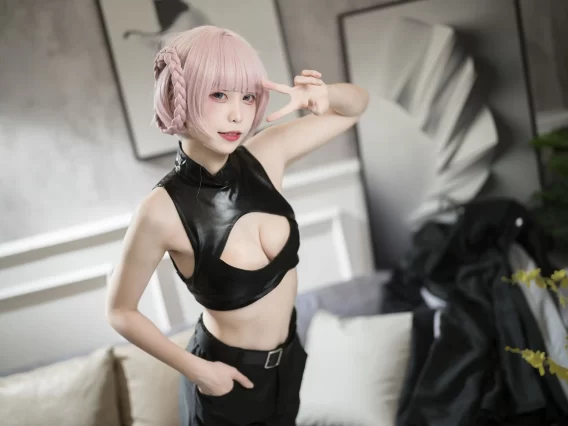 【cosplay】樱岛嗷 – ANIME002 七草荠原皮+女仆 [37P-643MB]