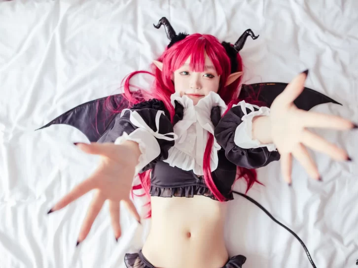 【写真合集】神沢永莉 – 11套合集[11T/2.54GB]