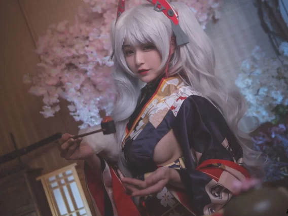 【cosplay】铁板烧鬼舞w – 欧根亲王[12P-102MB]