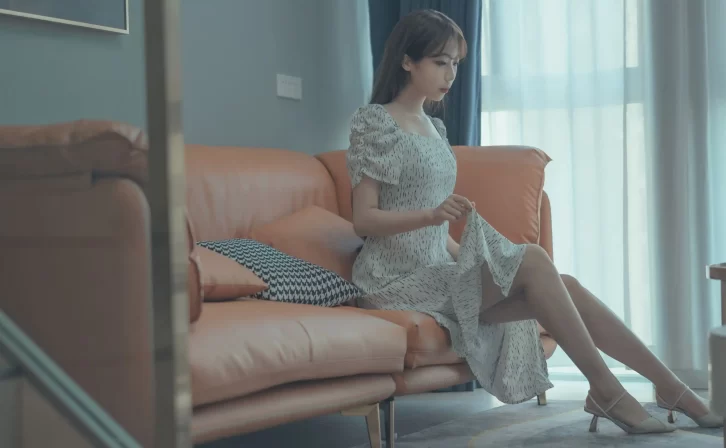 【美女写真】杏仁曲奇 – 反差表姐 [102P-1.64GB]