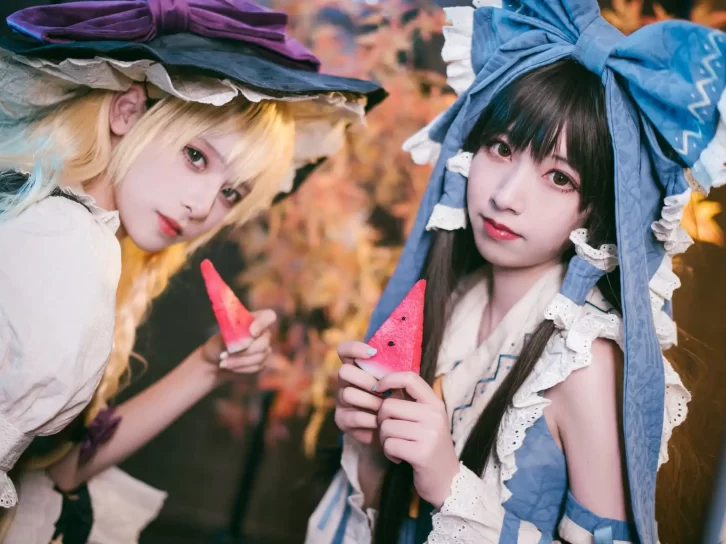 【cosplay】腥味猫罐 – 魔理沙 &渡边芥子 青灵梦 [15P-120MB]