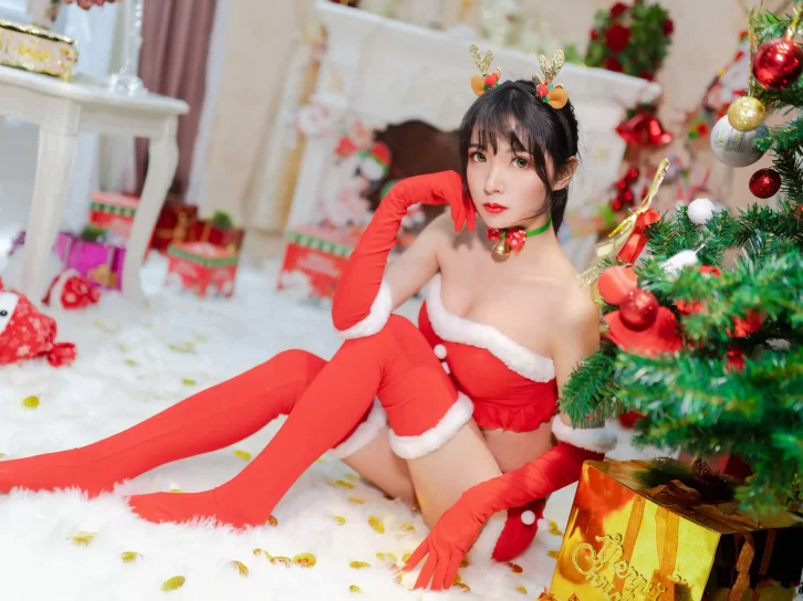 【cosplay】妍子坚不可摧 – 圣诞节cos [9P-74MB]