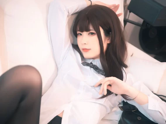 【写真合集】Quan冉有点饿 – 6套合集[6T/365MB]