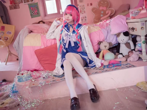 【cosplay】艾西Aiwest – 湊阿库娅 私服 [55P-600MB]